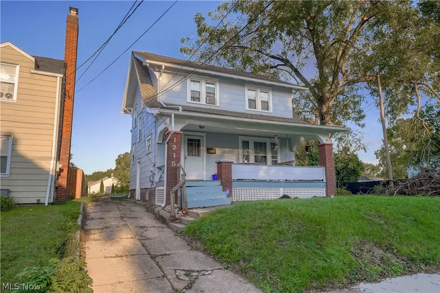 1215 Bellflower Sw Avenue, Canton, OH 44710 - #3