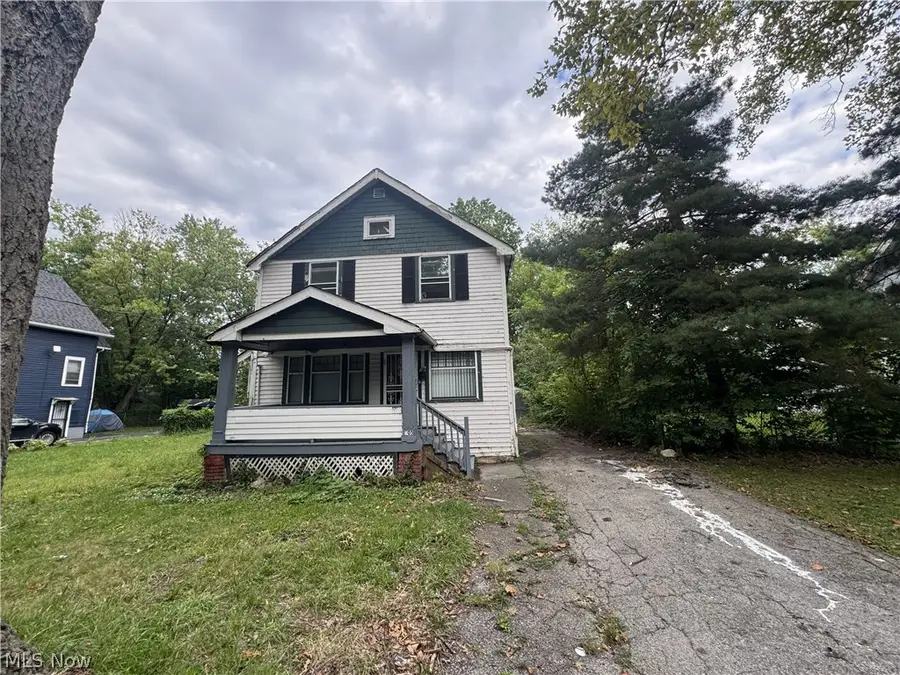 905 E 143rd Street, Cleveland, OH 44110 - #2