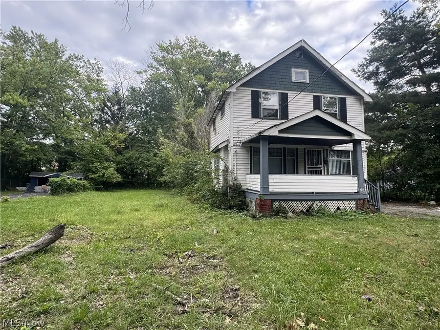 905 E 143rd Street, Cleveland, OH 44110 - #3