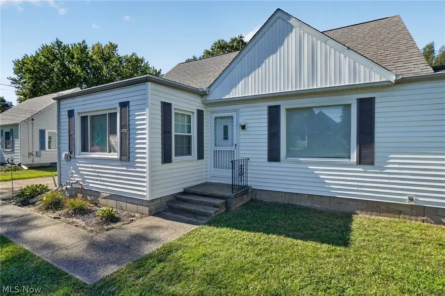 2825 E Center Street, Conneaut, OH 44030 - #3