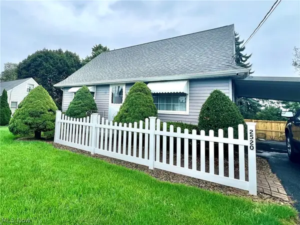 2520 Clarendon Nw Avenue, Canton, OH 44708