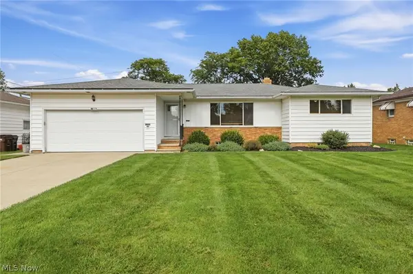 7930 Selwick Drive, Parma, OH 44129