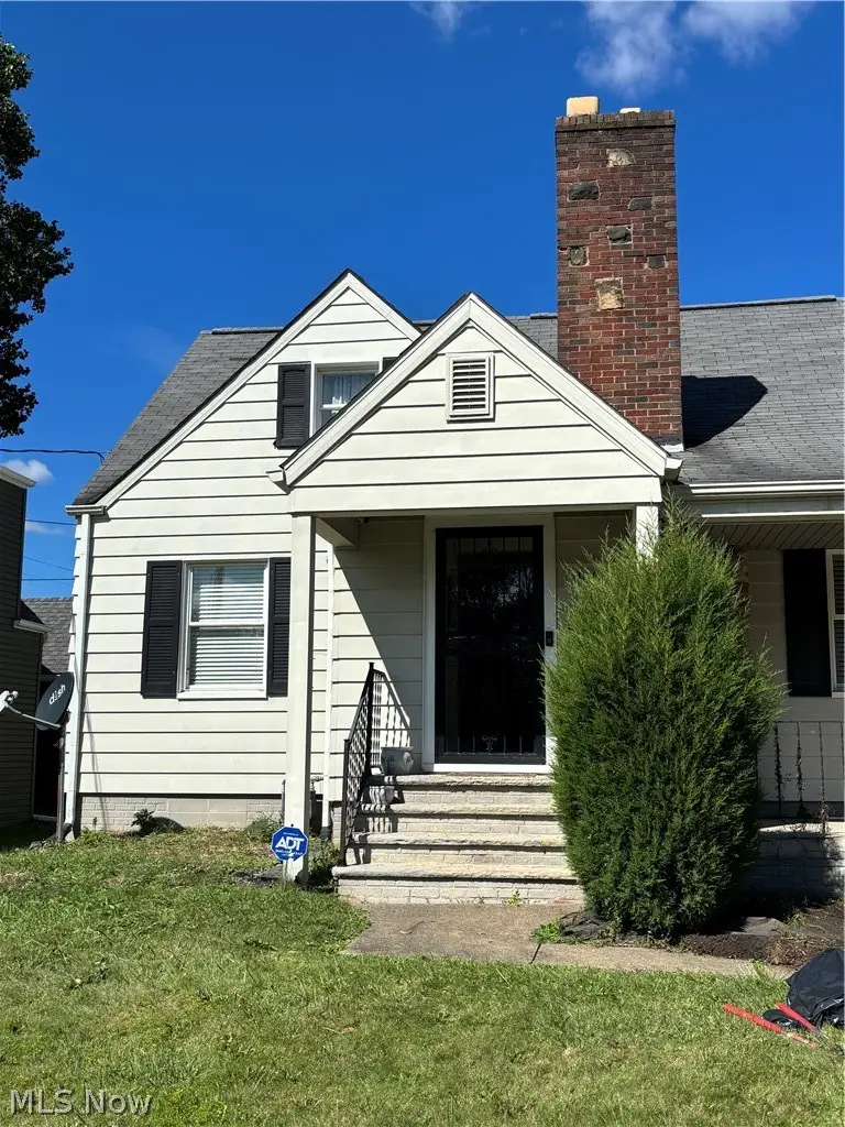 1111 Colonial Ne Boulevard, Canton, OH 44714 - #3