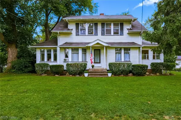 24958 Kennedy Ridge Road, North Olmsted, OH 44070