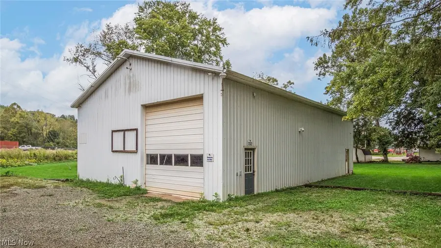 931 Merrick Avenue, Zanesville, OH 43701 - #3