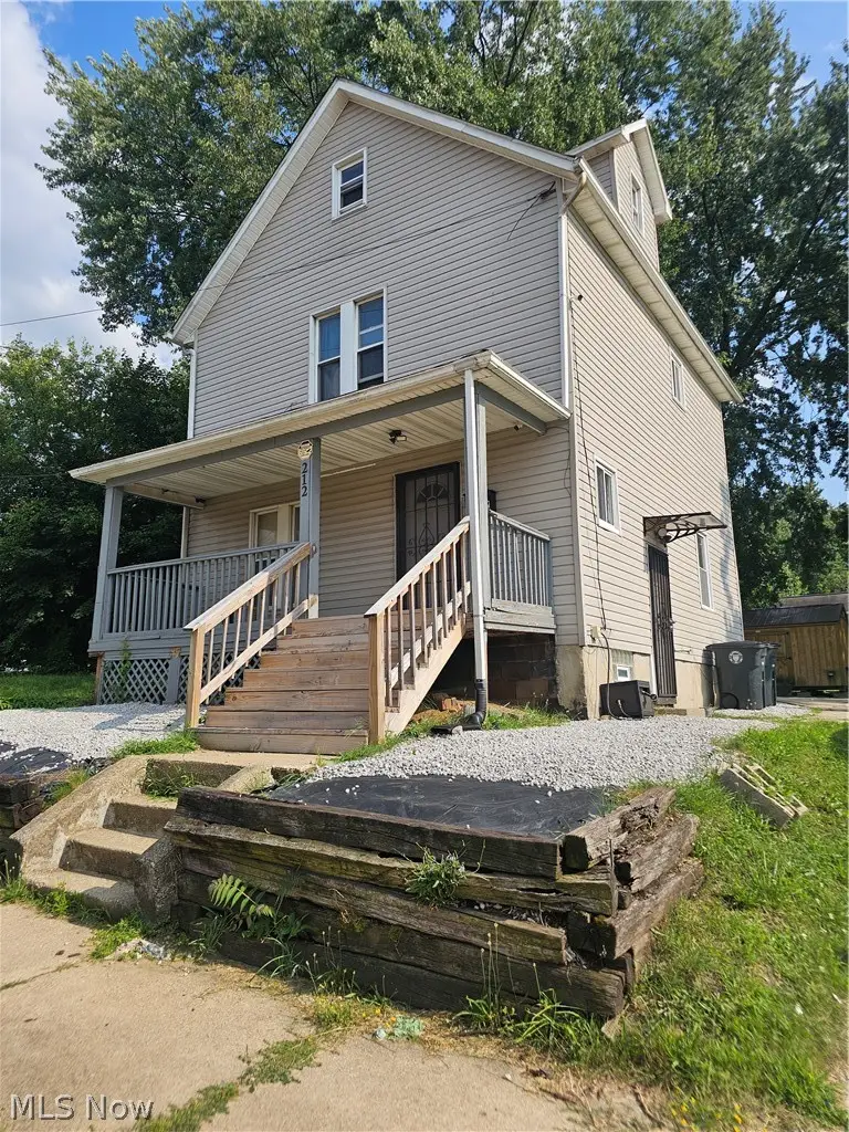 212 E Miller Avenue, Akron, OH 44301 - #1