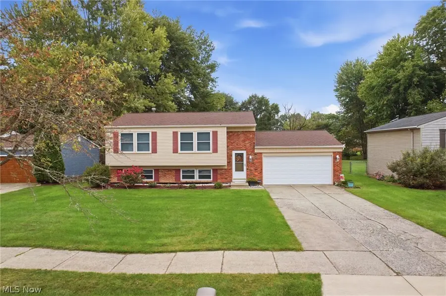 26959 Southwood Lane, Olmsted, OH 44138 - #3