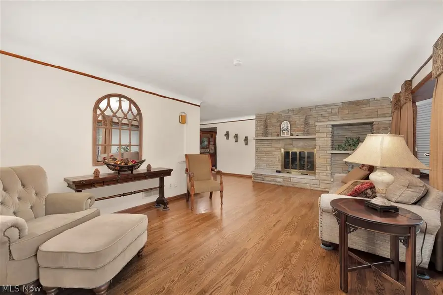 28206 N Park Drive, North Olmsted, OH 44070 - #2