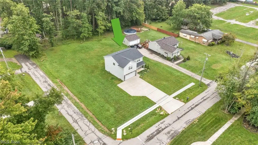 6823 Glendale Road, North Ridgeville, OH 44039 - #3
