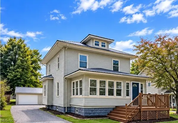 364 E Main Street, Gnadenhutten, OH 44629