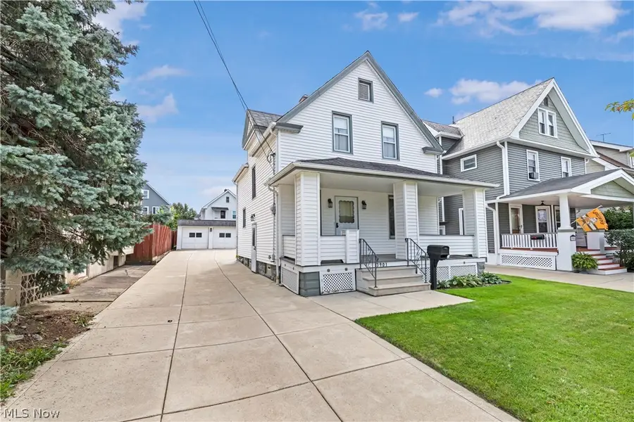 3901 Henritze Avenue, Cleveland, OH 44109 - #2