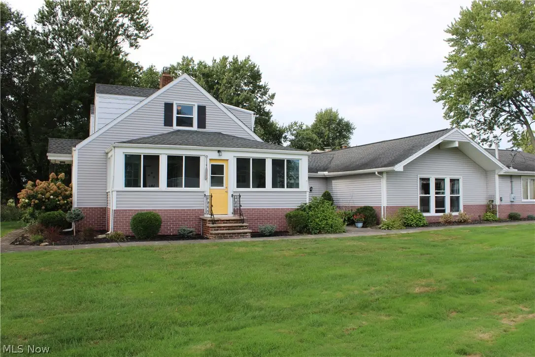 542 Lee Lore Drive, Chippewa Lake, OH 44215 - #1