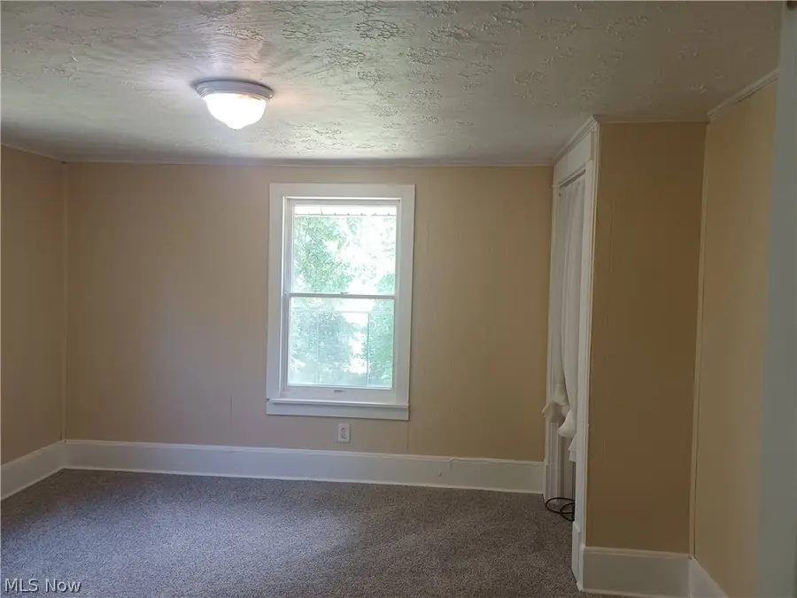 660 4th Sw Street, Warren, OH 44483 - #2