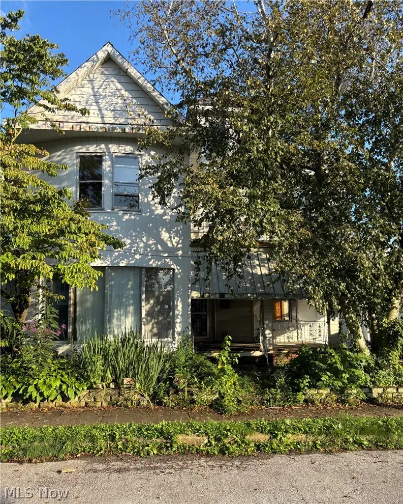 821 Main Street, Sistersville, WV 26175 - #1