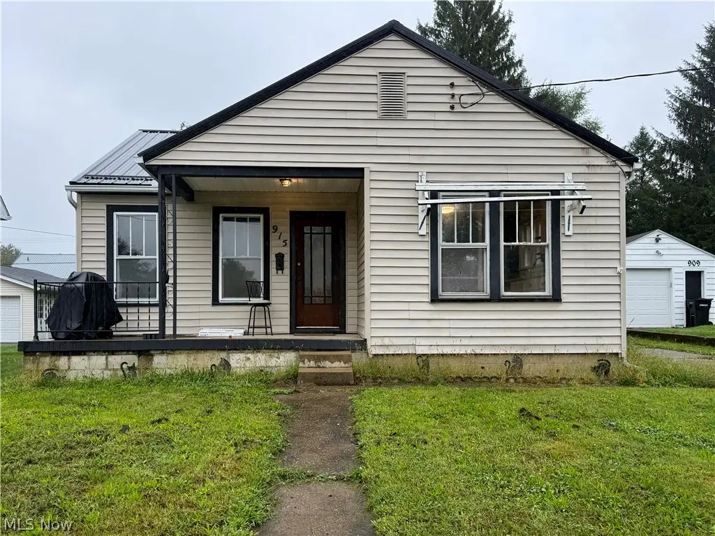 915 Talley Avenue, Zanesville, OH 43701 - #1
