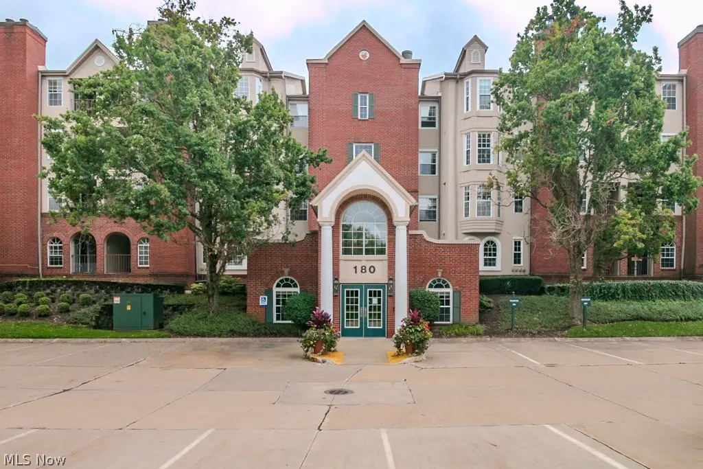180 Fox Hollow Drive #103, Mayfield Heights, OH 44124 - #1
