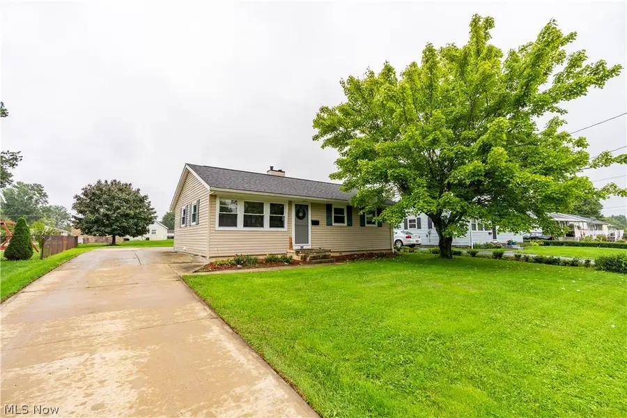160 Page Nw Street, Massillon, OH 44647 - #2