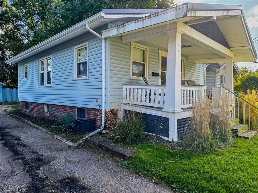 811 Cleveland Avenue, Ashland, OH 44805 - #2