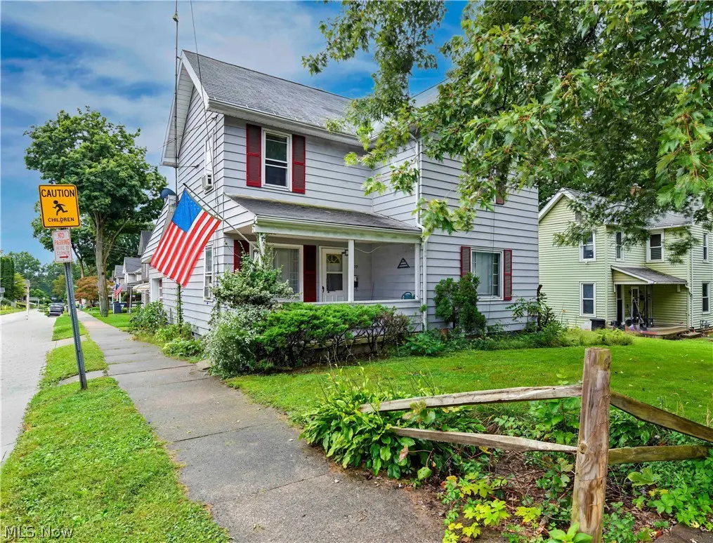 593 E Perry Street, Salem, OH 44460 - #1