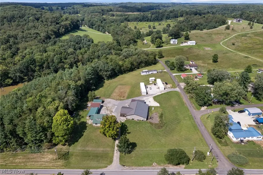 1458 Magnolia Sw Road, Dellroy, OH 44620 - #3
