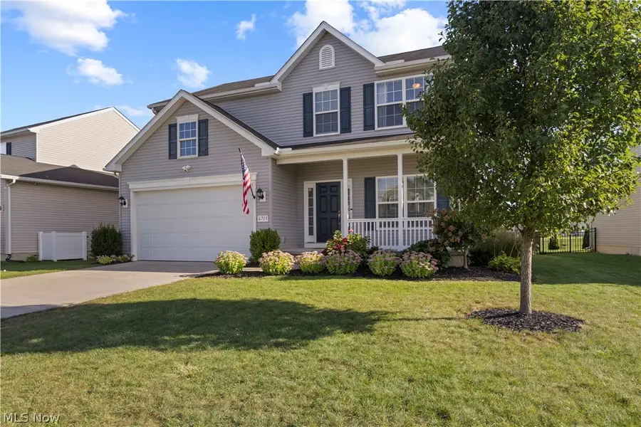 6715 High Perch Drive, North Ridgeville, OH 44039 - #2
