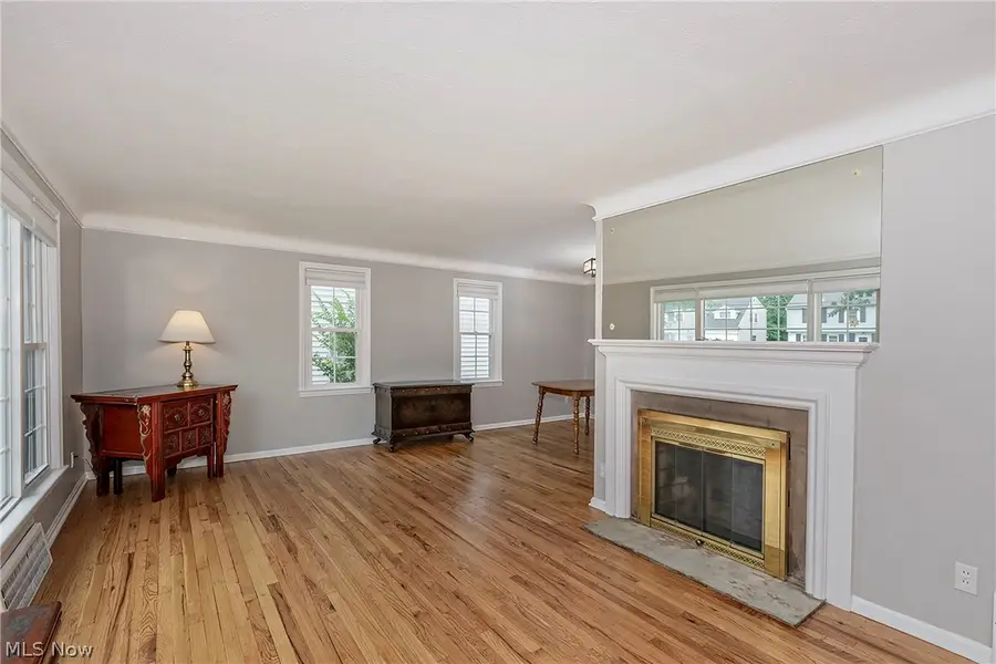 5164 Spencer Road, Lyndhurst, OH 44124 - #3