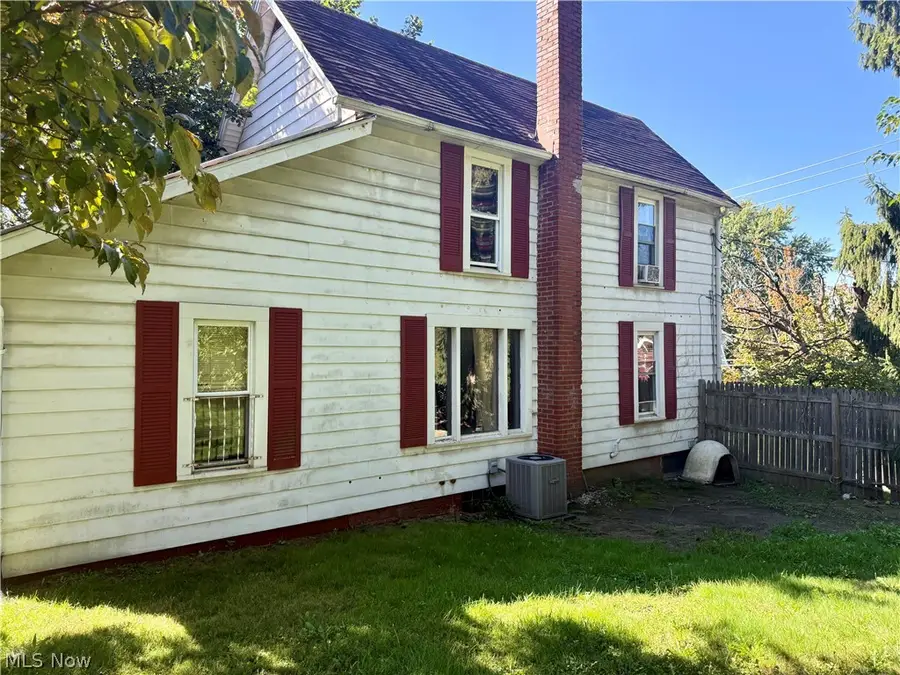 1636 Gibbs N Avenue, Canton, OH 44705 - #2