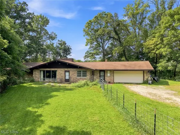 17500 E River Road, Columbia Station, OH 44028