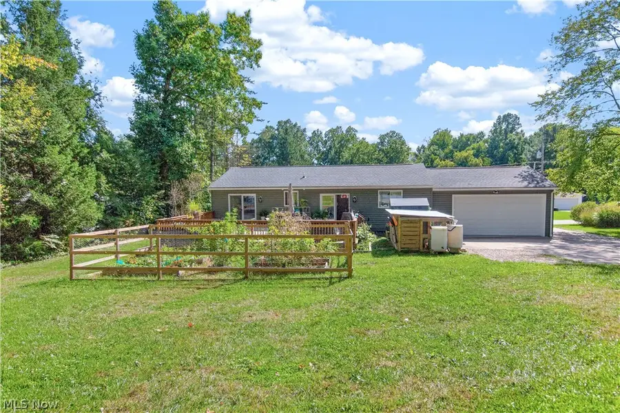 207 Spring Creek Road, Northfield Center, OH 44067 - #2