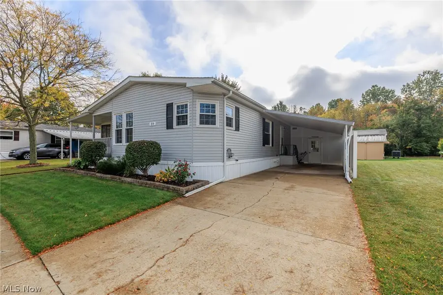 39 Periwinkle Drive, Olmsted, OH 44138 - #3
