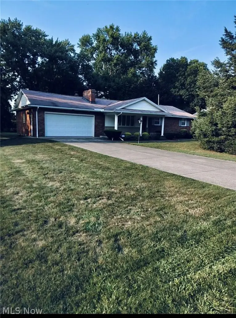 4825 Edinderry Nw Drive, Canton, OH 44708 - #1