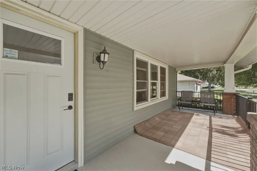 9372 Stonington Road, Parma Heights, OH 44130 - #2