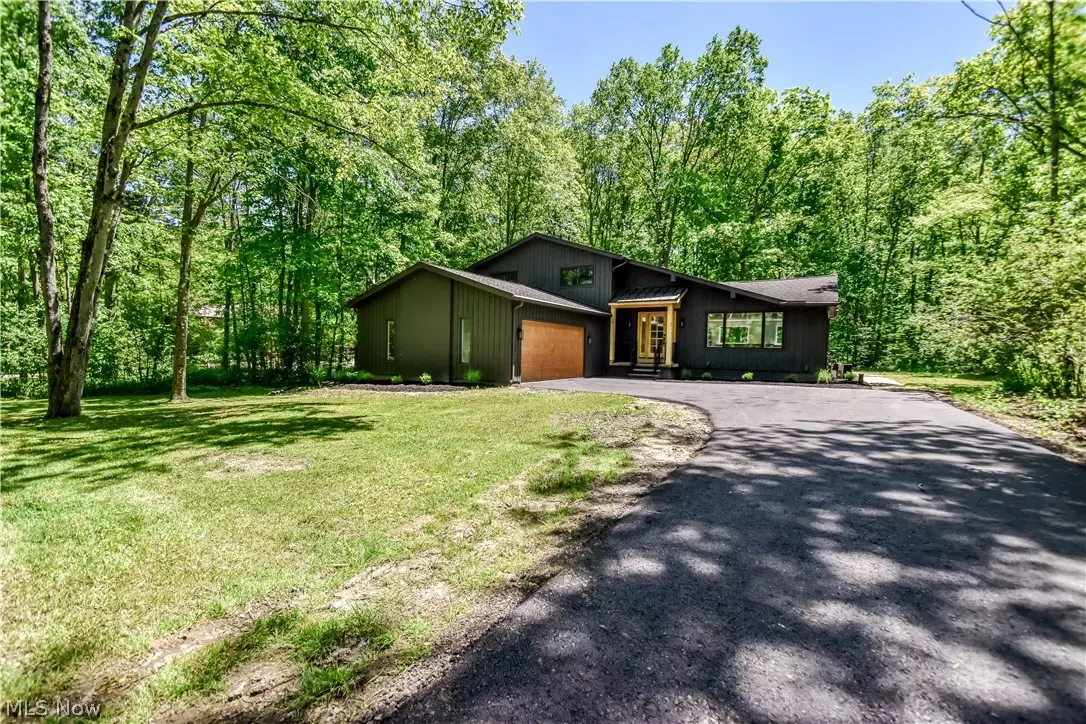 19121 Brewster Road, Aurora, OH 44202 - #1