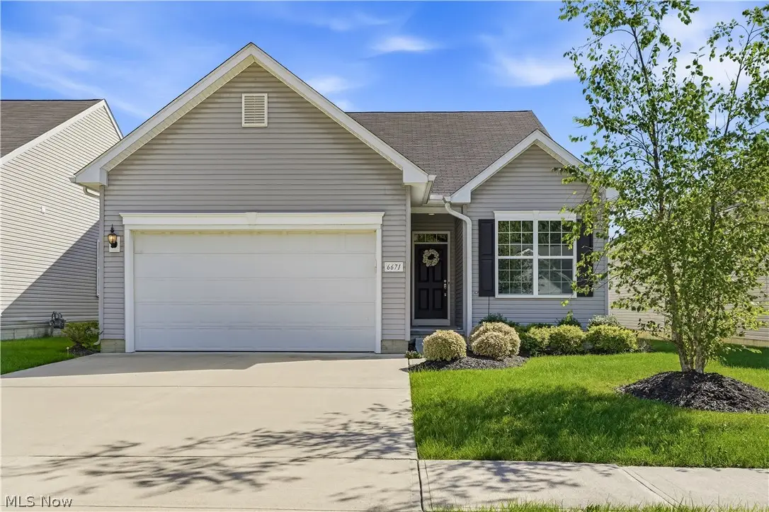 6671 Amber Way, North Ridgeville, OH 44039 - #1