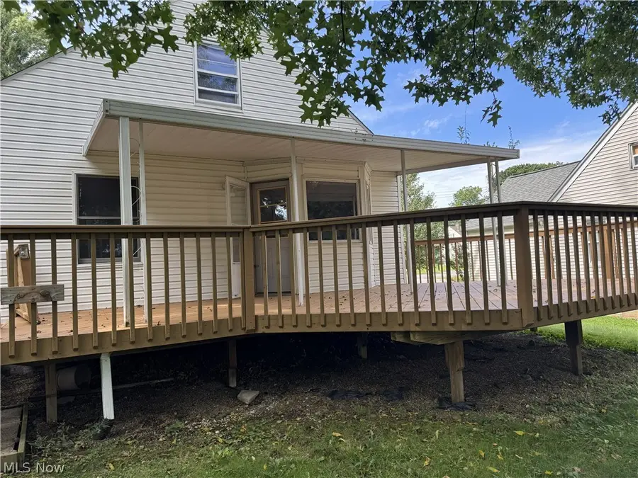 1505 Oneida Avenue, Cuyahoga Falls, OH 44221 - #2