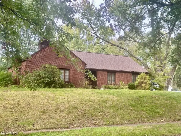 1006 Bennington Ne Avenue, Massillon, OH 44646