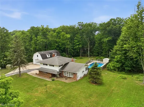 13034 Stratford Trail, Chesterland, OH 44026