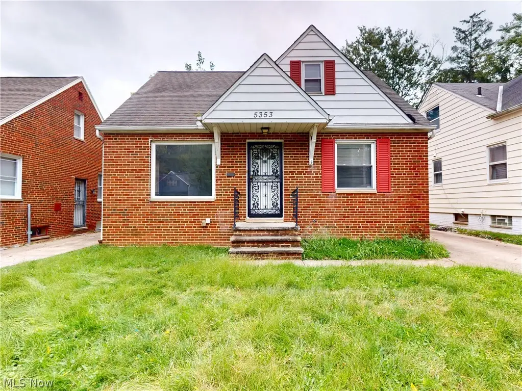 5353 Thomas Street, Maple Heights, OH 44137 - #1
