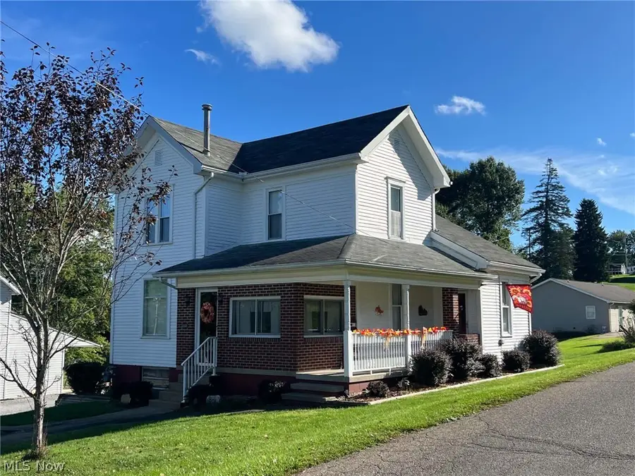 901 N Chestnut Street, Barnesville, OH 43713 - #2