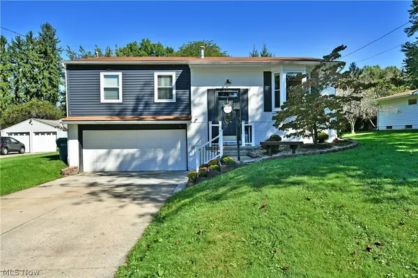 8285 Longview Ne Drive, Warren, OH 44484