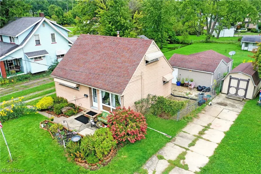 2130 Parkman Nw Road, Warren, OH 44485 - #3