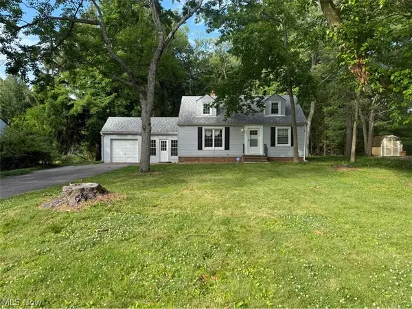 441 Douglas Boulevard, Richmond Heights, OH 44143