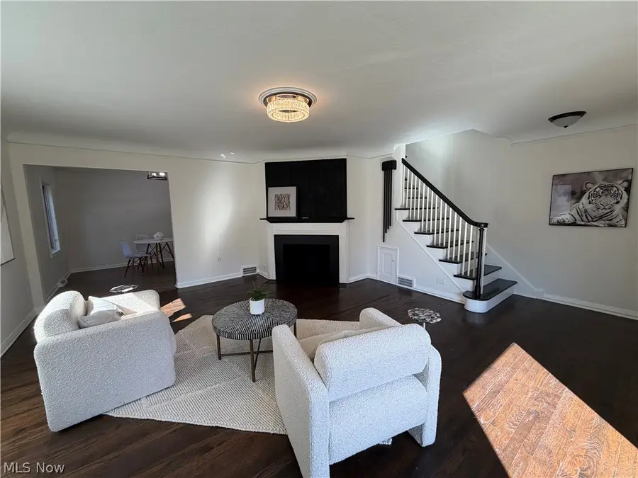 21561 Maydale Avenue, Euclid, OH 44123 - #3