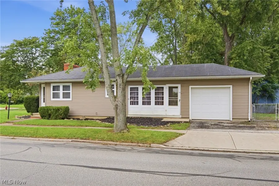 320 West Street, Berea, OH 44017 - #3