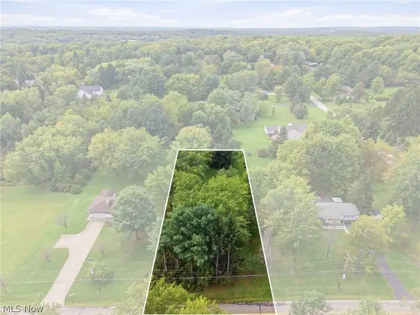 Haskins Road, Chagrin Falls, OH 44023