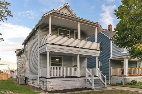 1567 Coutant Avenue, Lakewood, OH 44107