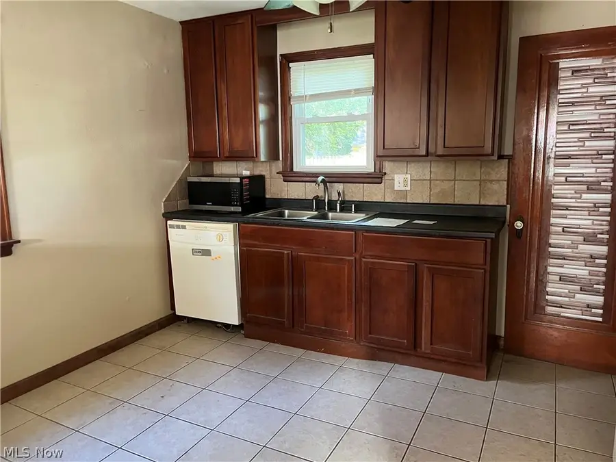133 Ohio Avenue, Niles, OH 44446 - #3
