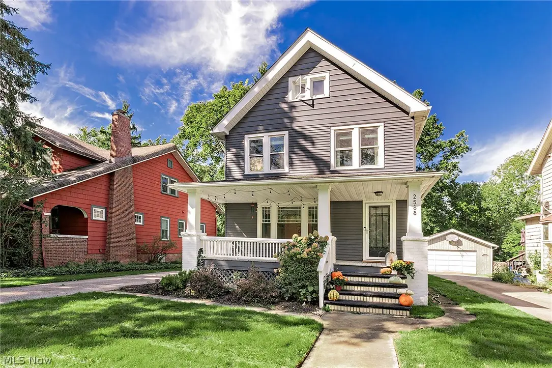2588 Queenston Road, Cleveland Heights, OH 44118 - #1