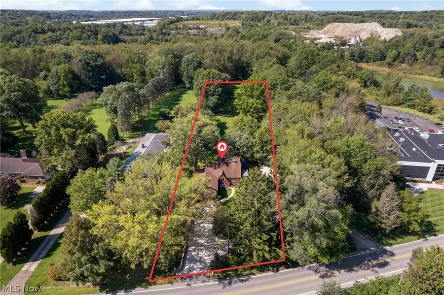 370 N Cleveland Avenue, Mogadore, OH 44260 - #3