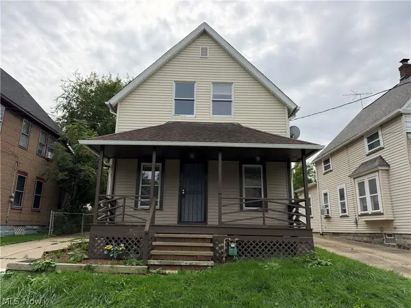 3901 Woburn Avenue, Cleveland, OH 44109